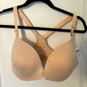SOMA Enbliss pale sand racerback bra. Size 36DD, new with tags.